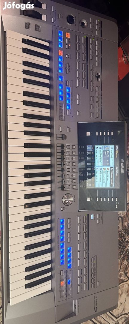 Yamaha Tyros 5 61