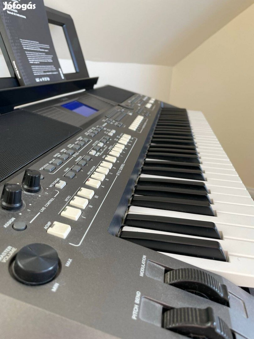 Yamaha Tyros PSR s670 bontás, szép állapotban