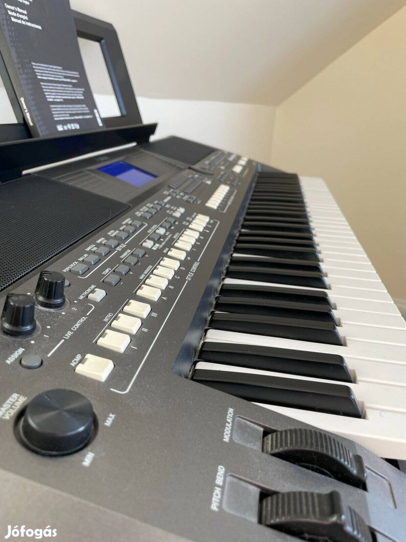 Yamaha Tyros PSR s670 bontás, szép állapotban