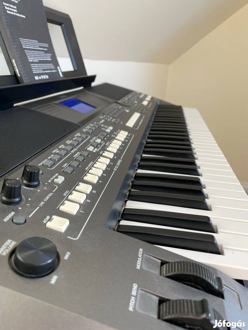 Yamaha Tyros PSR s670 bontás, szép állapotban