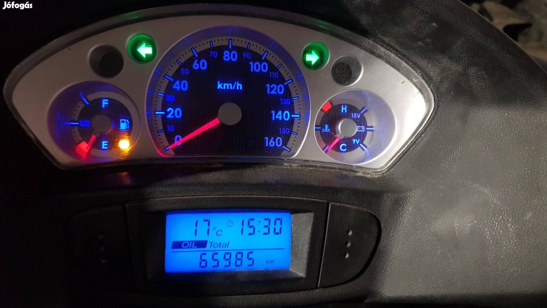 Yamaha Versity xc 300 km óra