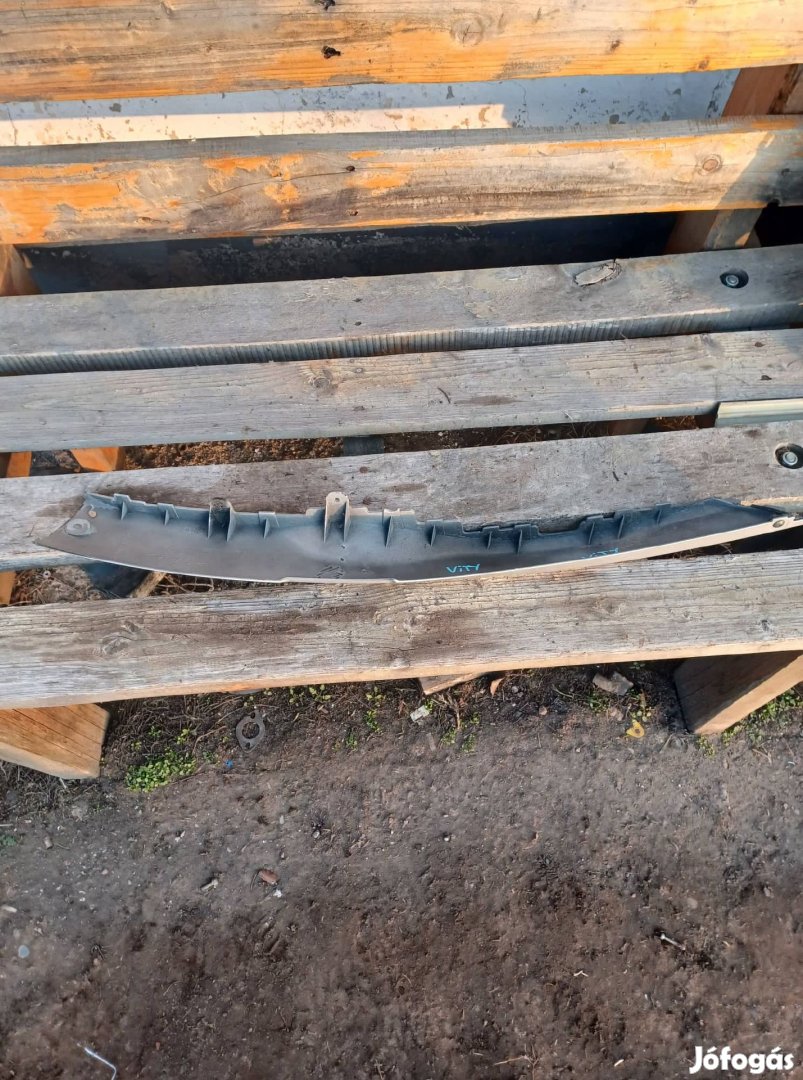 Yamaha Vity csík idom