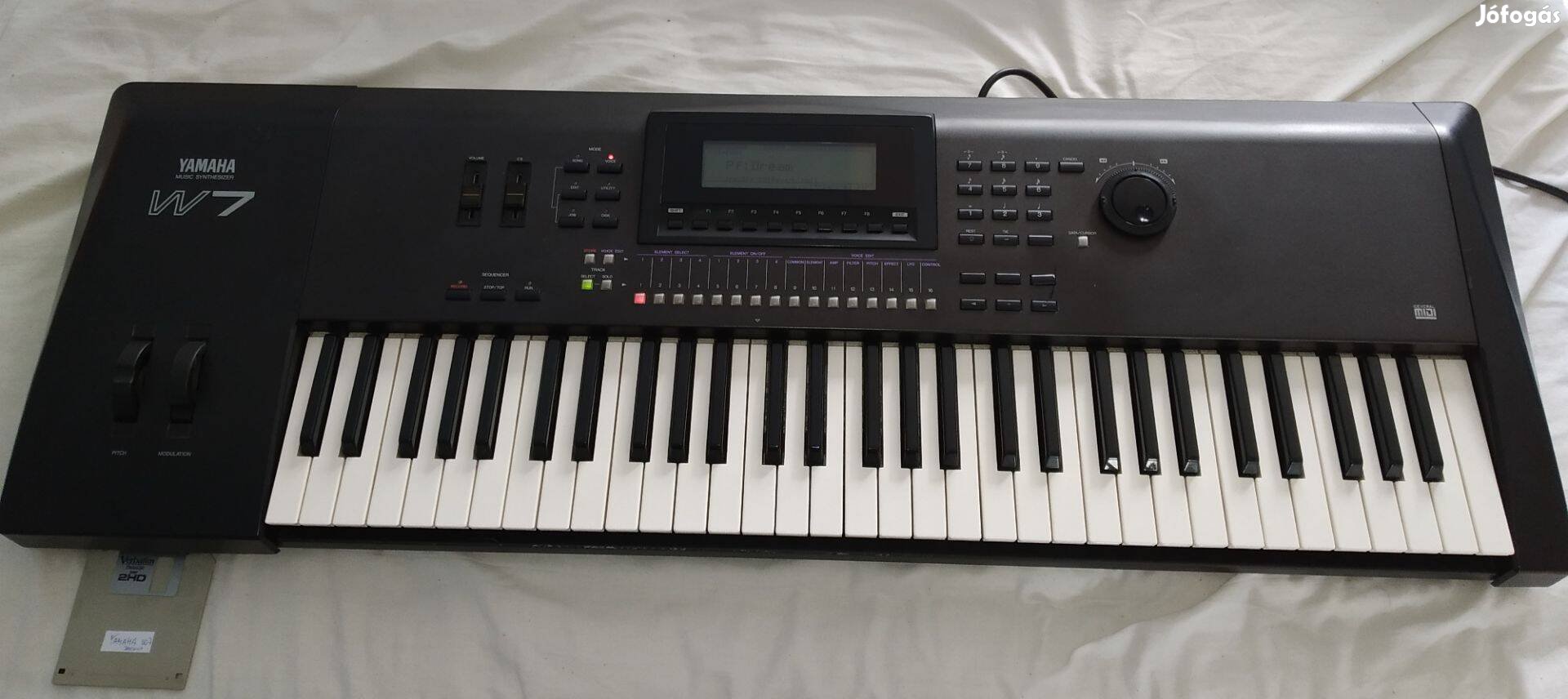Yamaha W7 music workstation