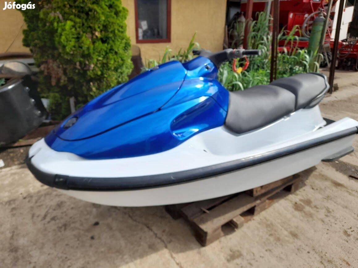 Yamaha Waverunners 700 jet-ski eladó