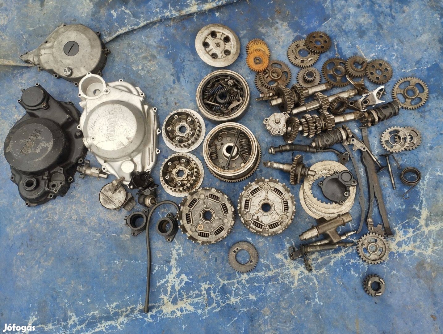 Yamaha XT 600 motor alkatrész