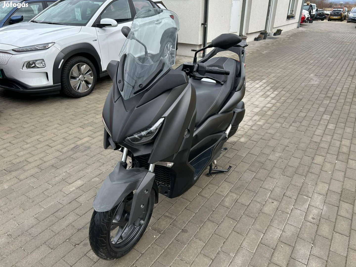 Yamaha X-Max 300 kitűnő állapot. 9e.km