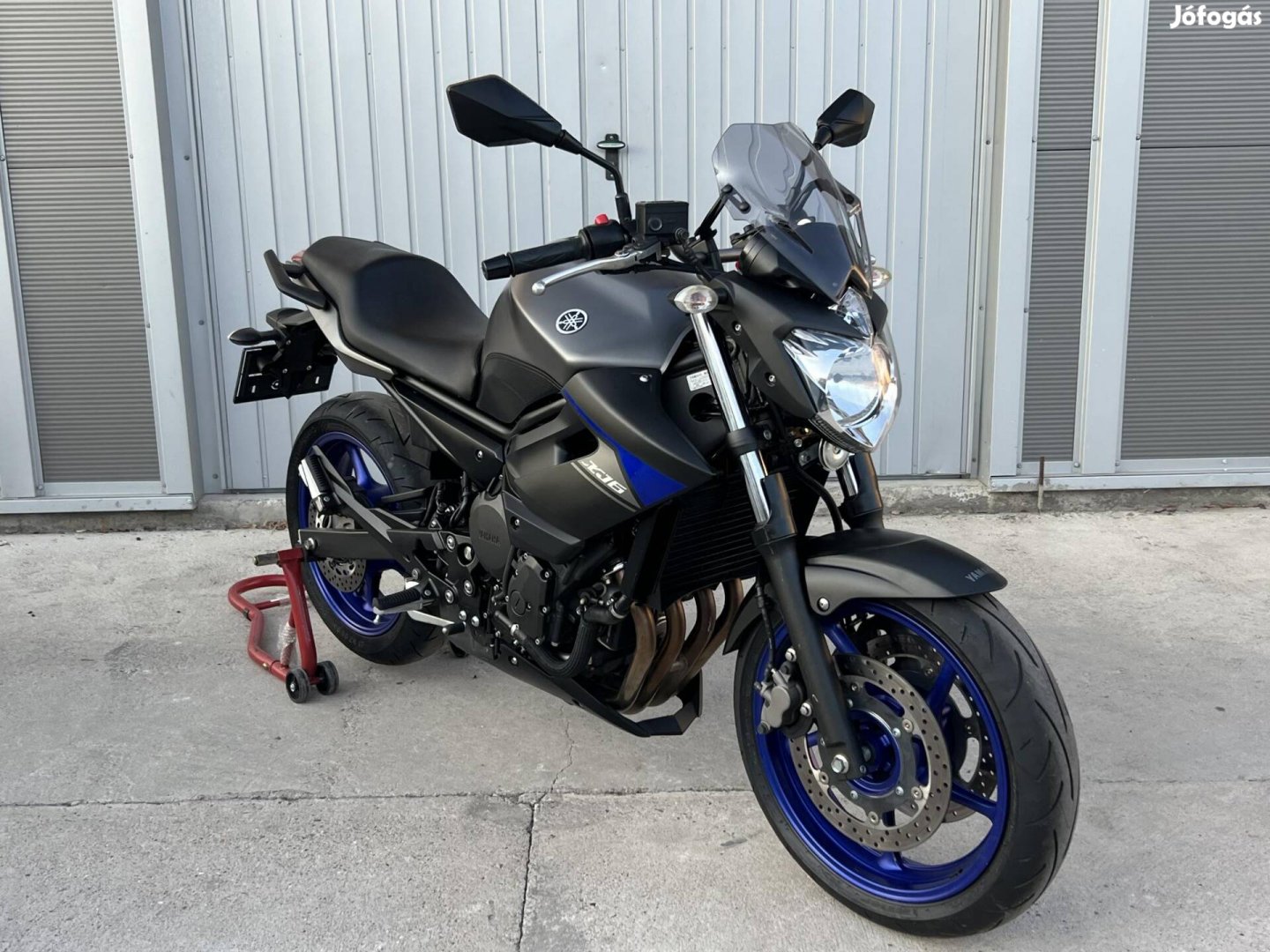 Yamaha Xj 6 N .