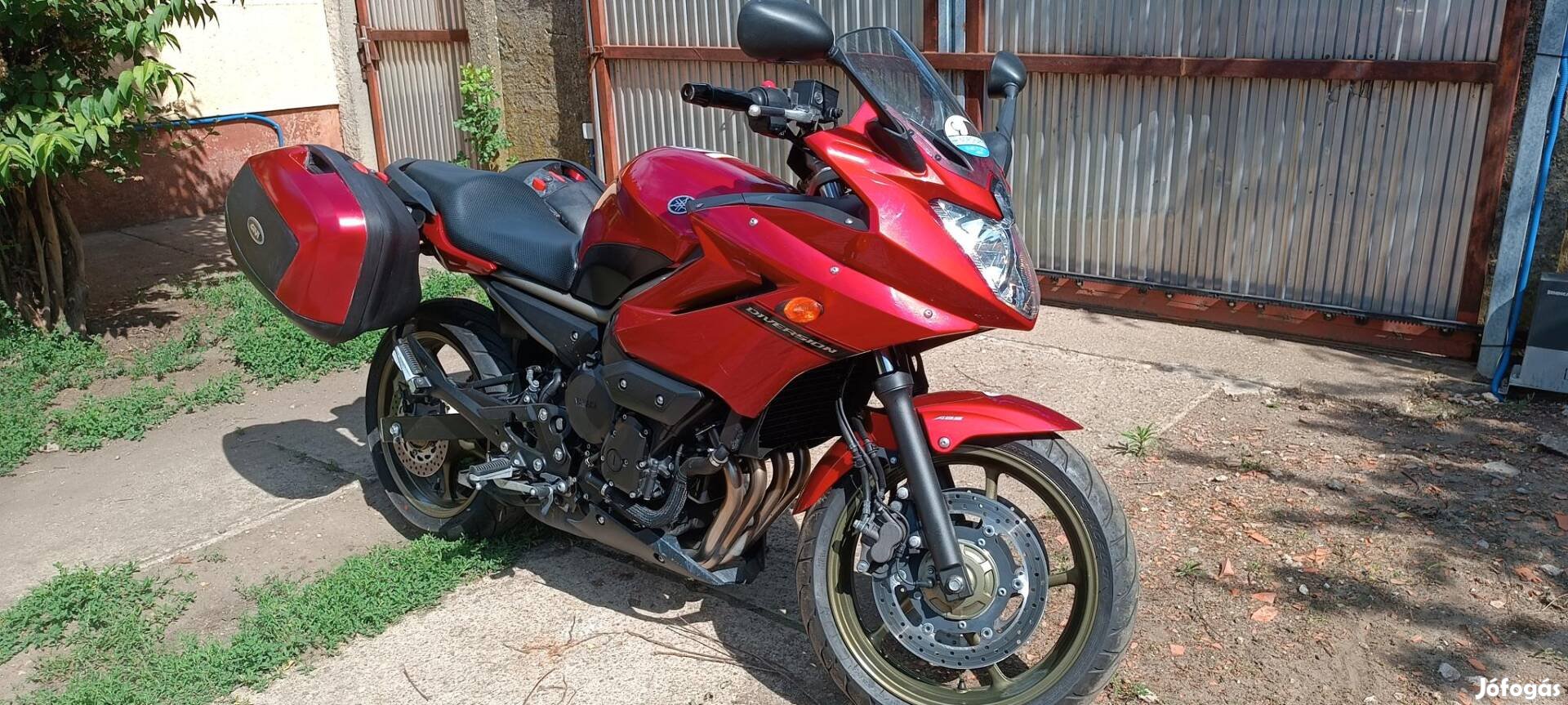 Yamaha Xj 6 S .