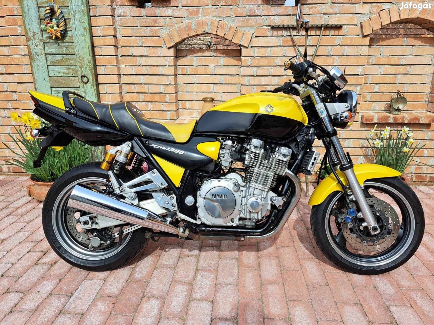 Yamaha Xjr1300 alkatrészek eladók