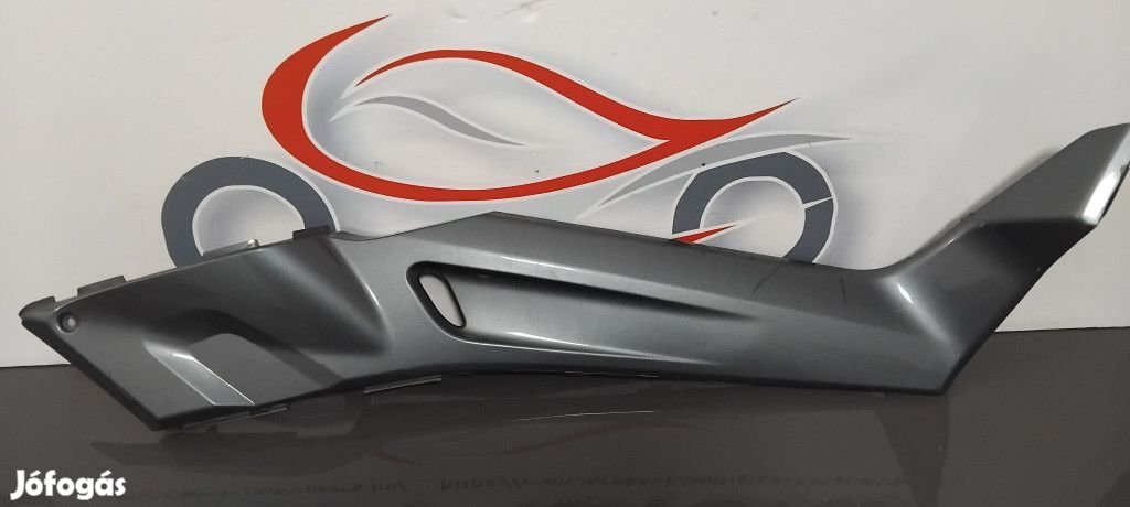 Yamaha Xmax 125 06-09 Jobb oldali burkolat