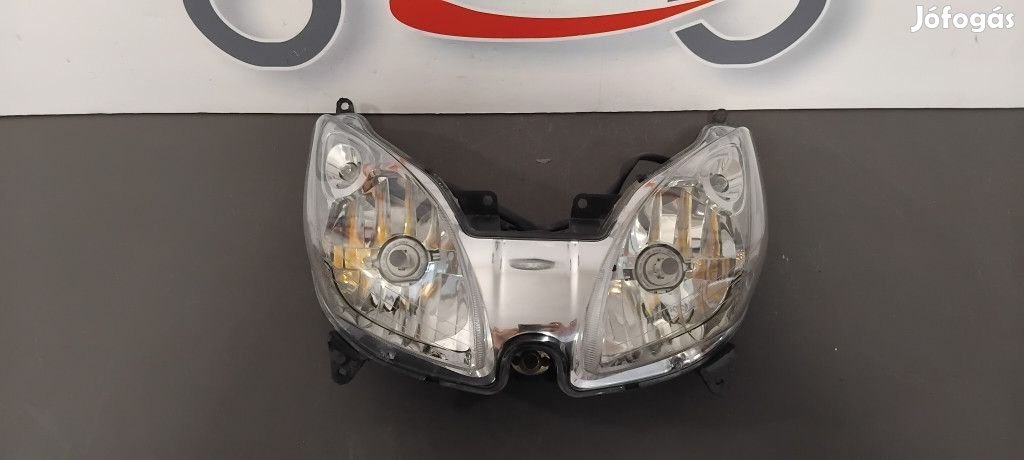 Yamaha Xmax 2005-2010 Első lámpa