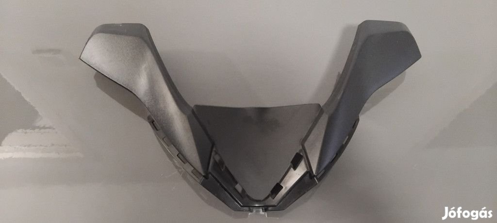 Yamaha Xmax 400 Akkumulátor fedél