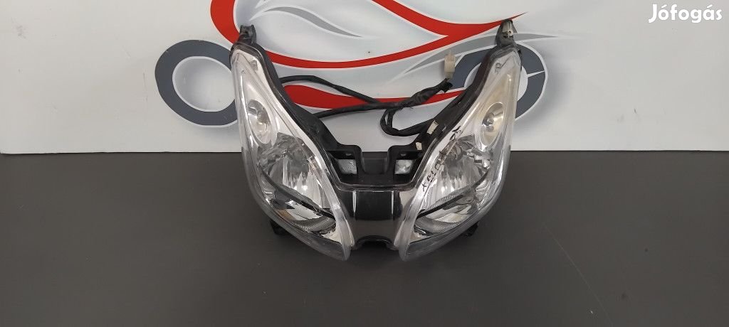 Yamaha Xmax Első lámpa