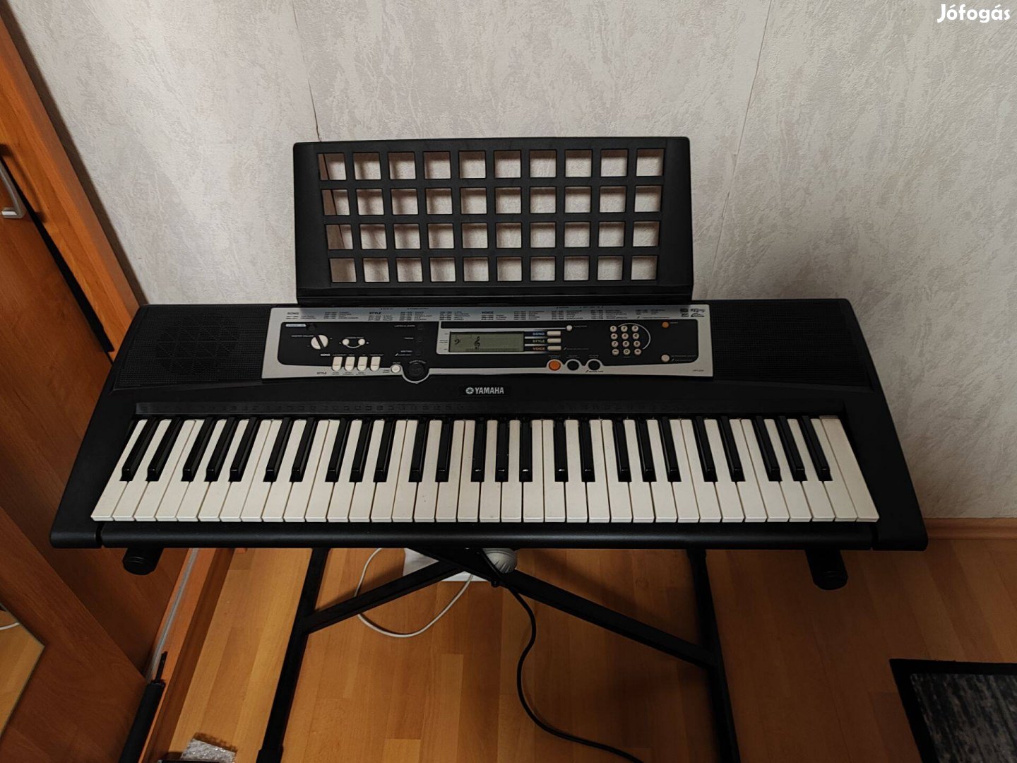 Yamaha Ypt-210 szintetizátor állvánnyal