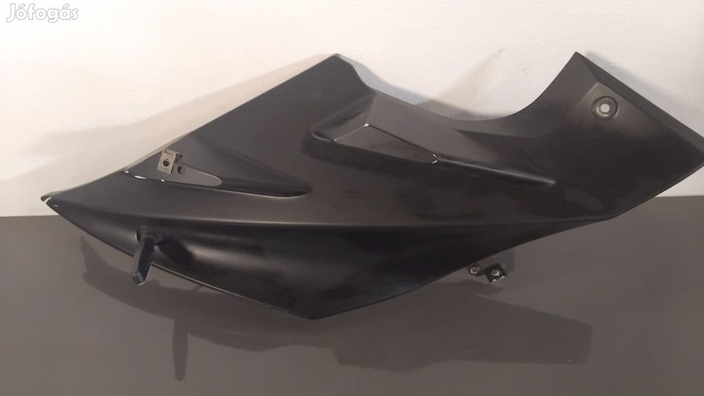 Yamaha Yzf 125 R - Jobb oldalidom - Sérült