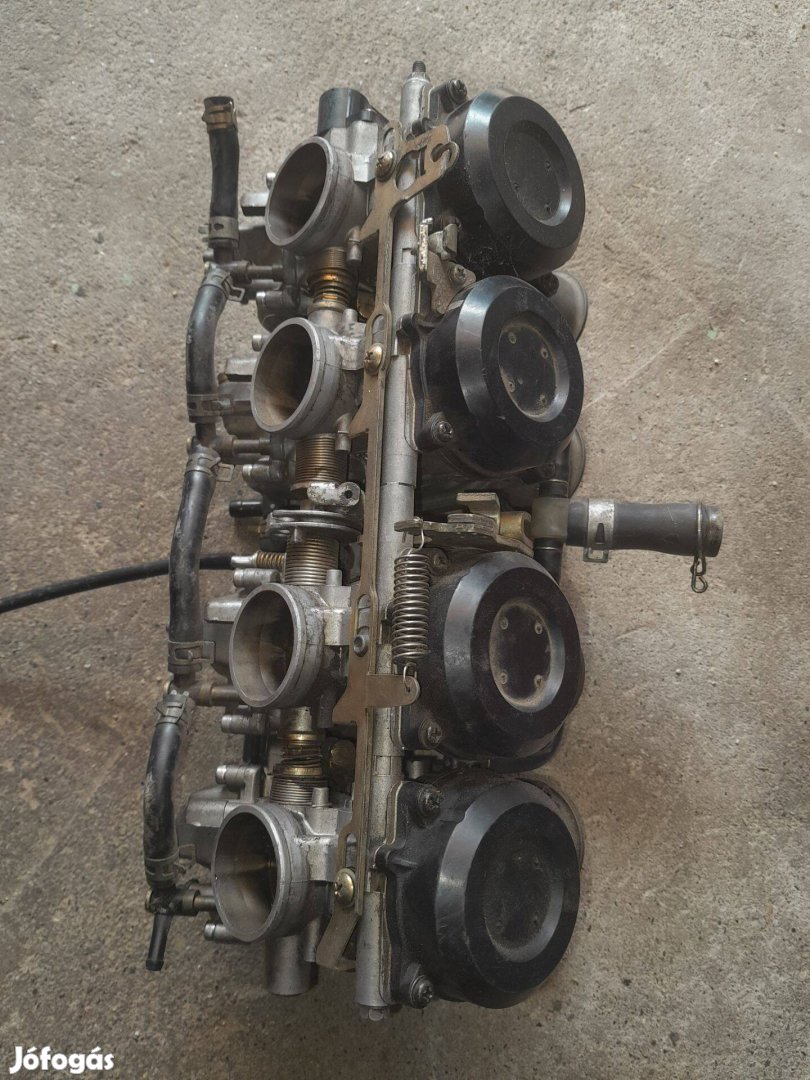 Yamaha Yzf 600 alkatrész , karburátor