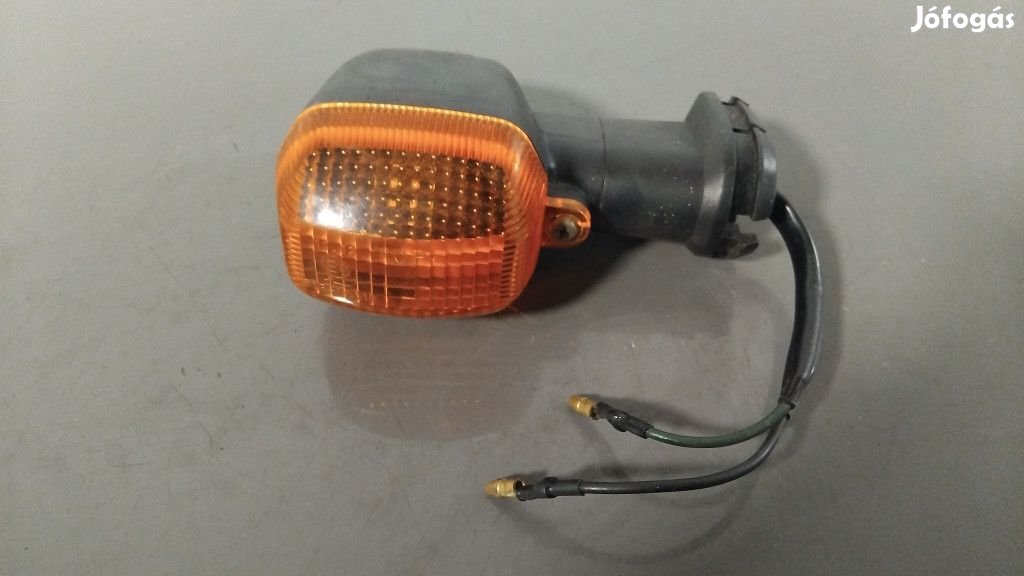 Yamaha Yzf R1 (2001) - Jobb első index