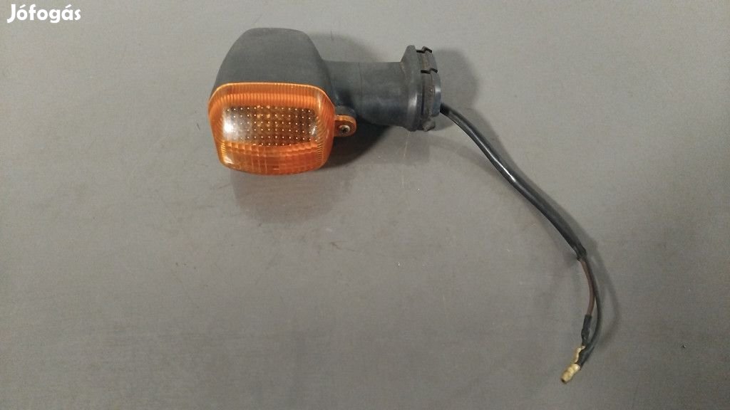 Yamaha Yzf R1 (2001) - Jobb első index