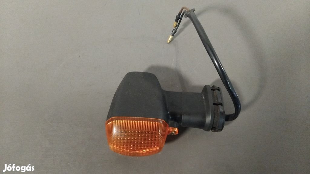 Yamaha Yzf R1 (2001) - Jobb első index