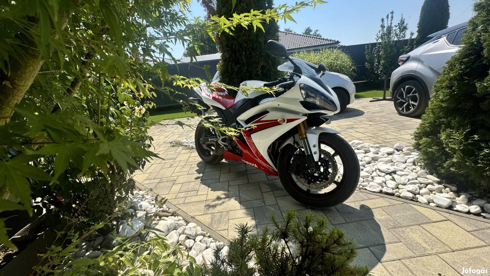 Yamaha Yzf R1 .