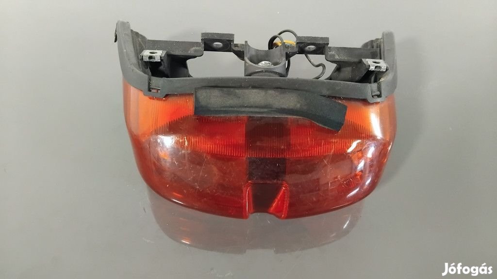 Yamaha Yzf R6 - Hátsó lámpa