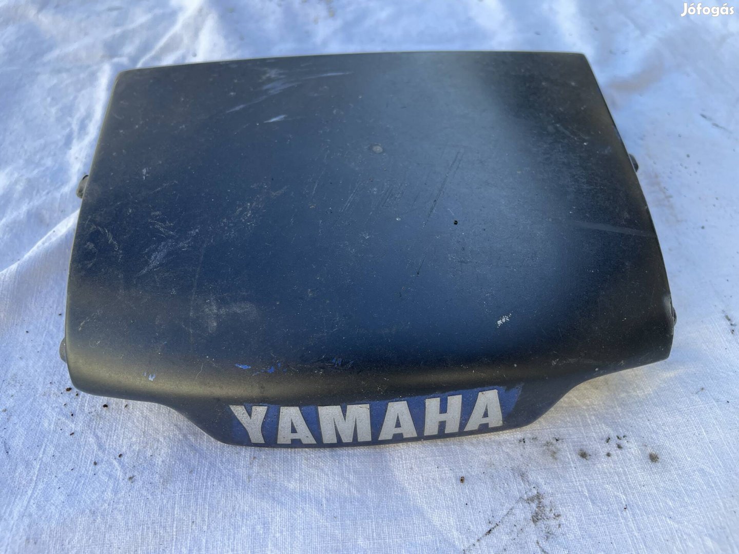 Yamaha Yzf ülés mögötti idom 