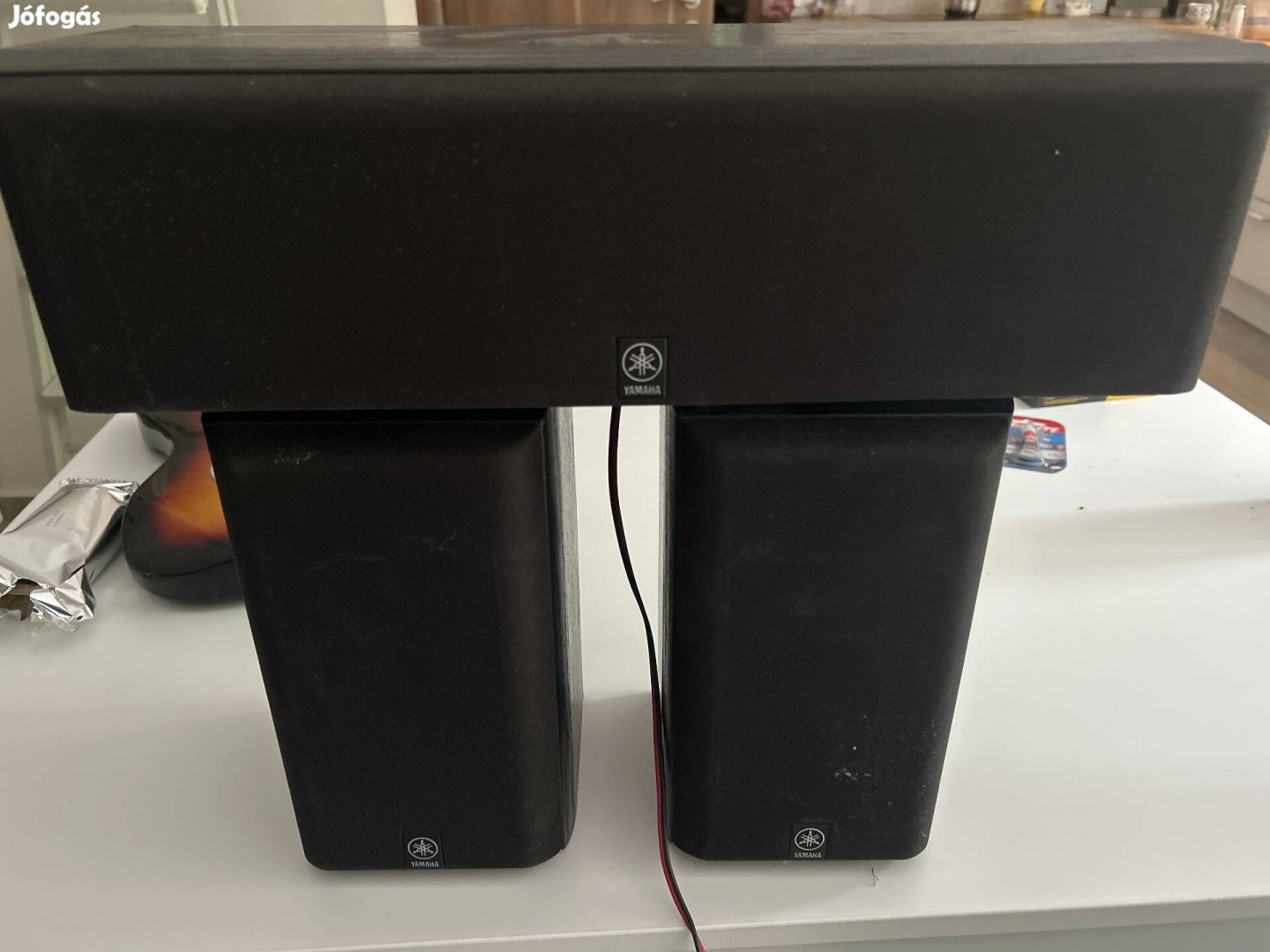 Yamaha center és surround hanfal