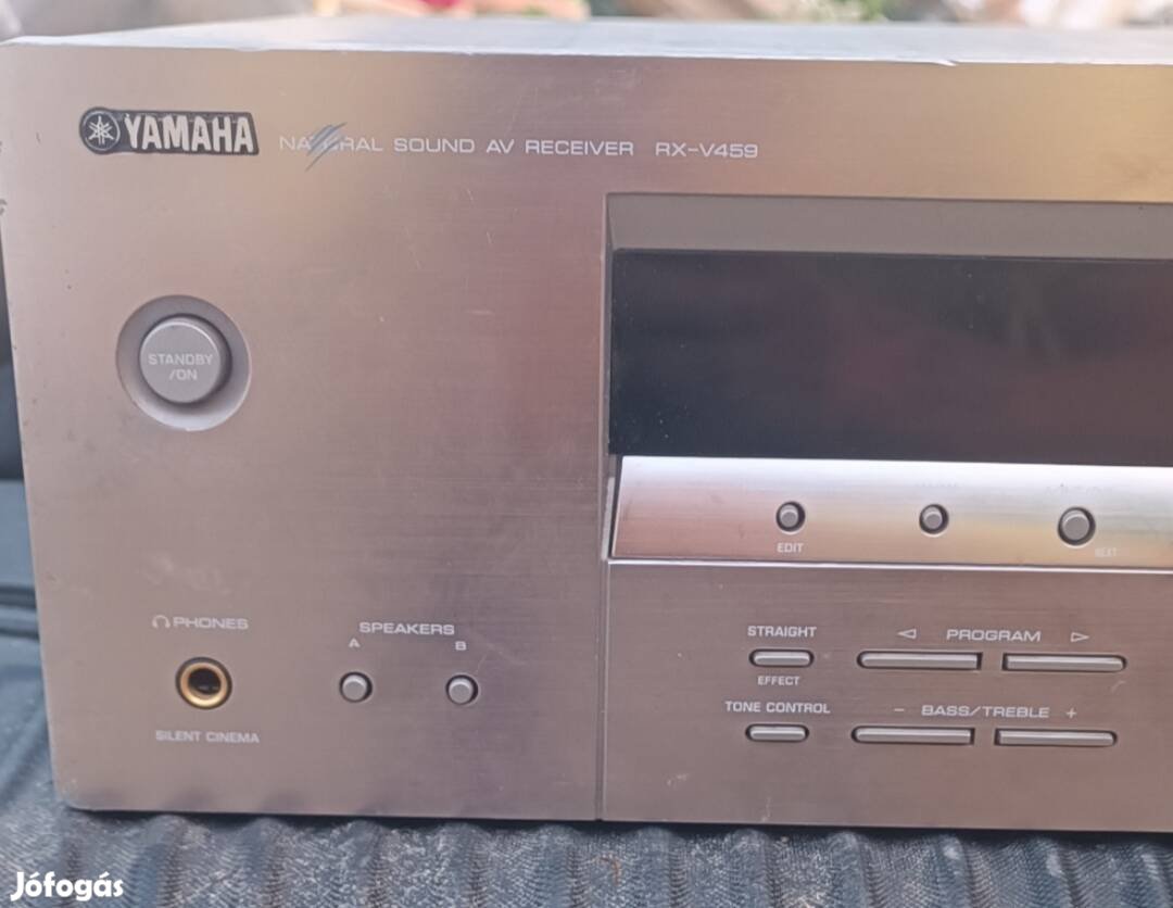 Yamaha erősítő működik 