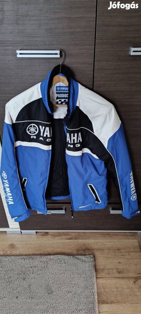 Yamaha kabát 