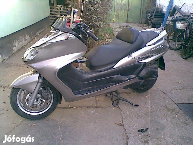 Yamaha majesty 400 minden alkatrésze eladó