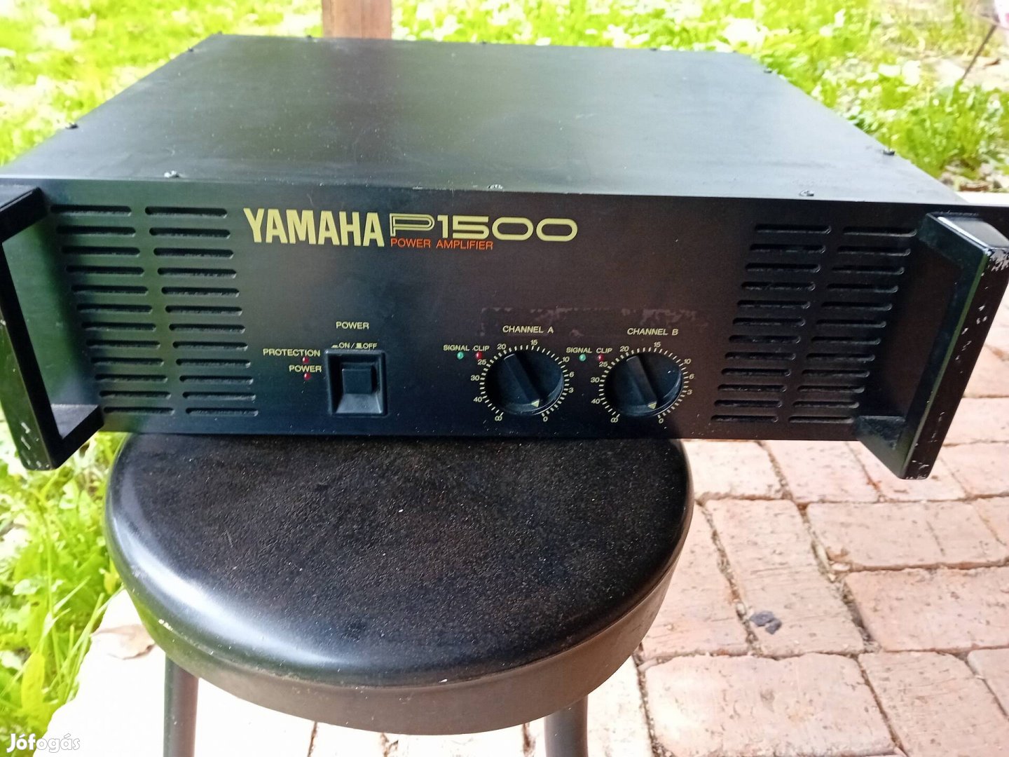 Yamaha p1500 végfok Kupai úrnak