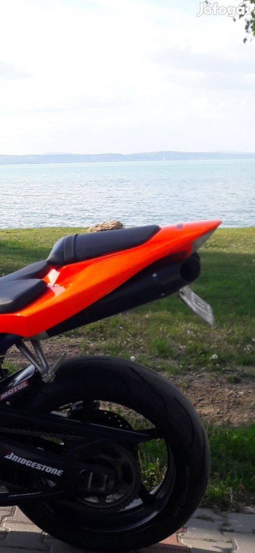 Yamaha r1 rn12 kipufogó dobok