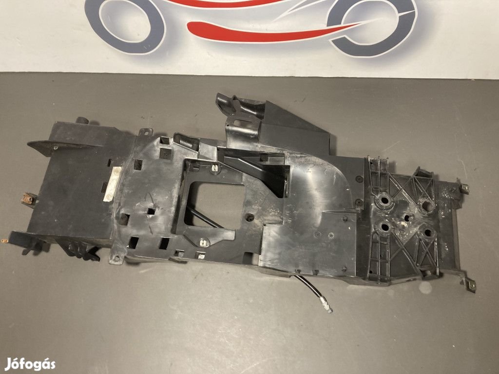 Yamaha r6 1999-2002 akkumulátor tartó