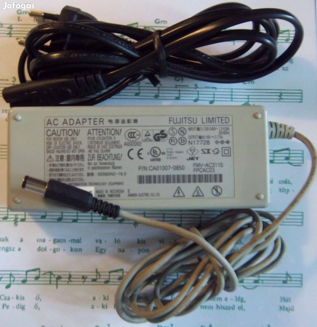 Yamaha szintihez pót adapter 16V