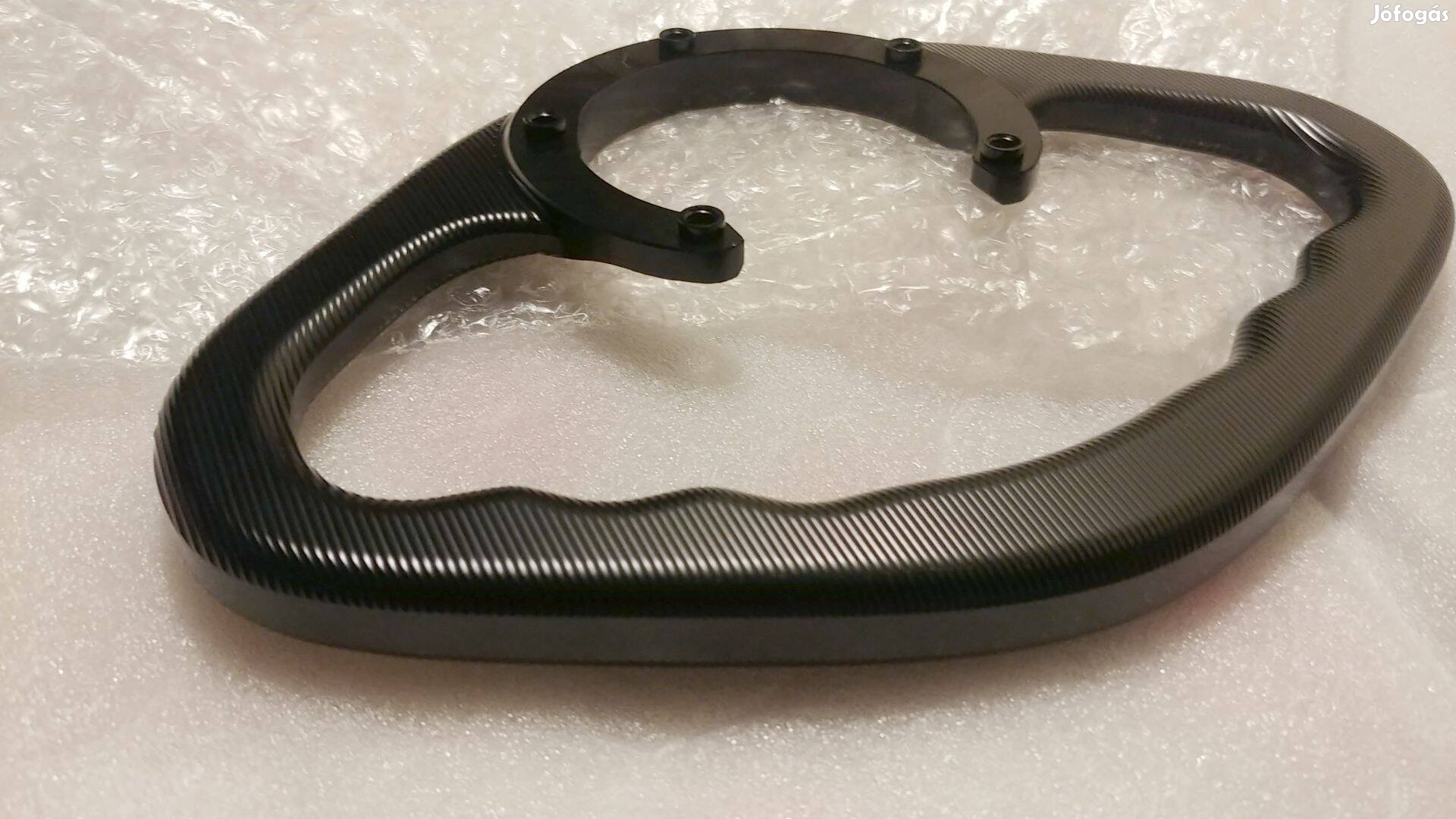 Yamaha tank utas kapaszkodó