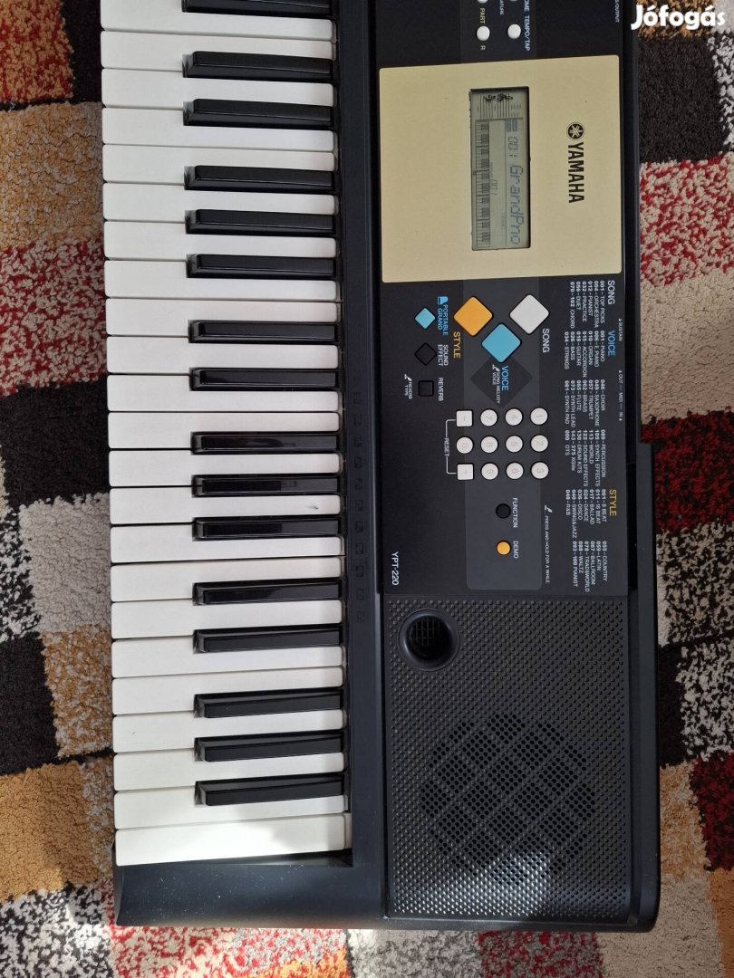 Yamaha zongora, szinti szintetizátor eladó