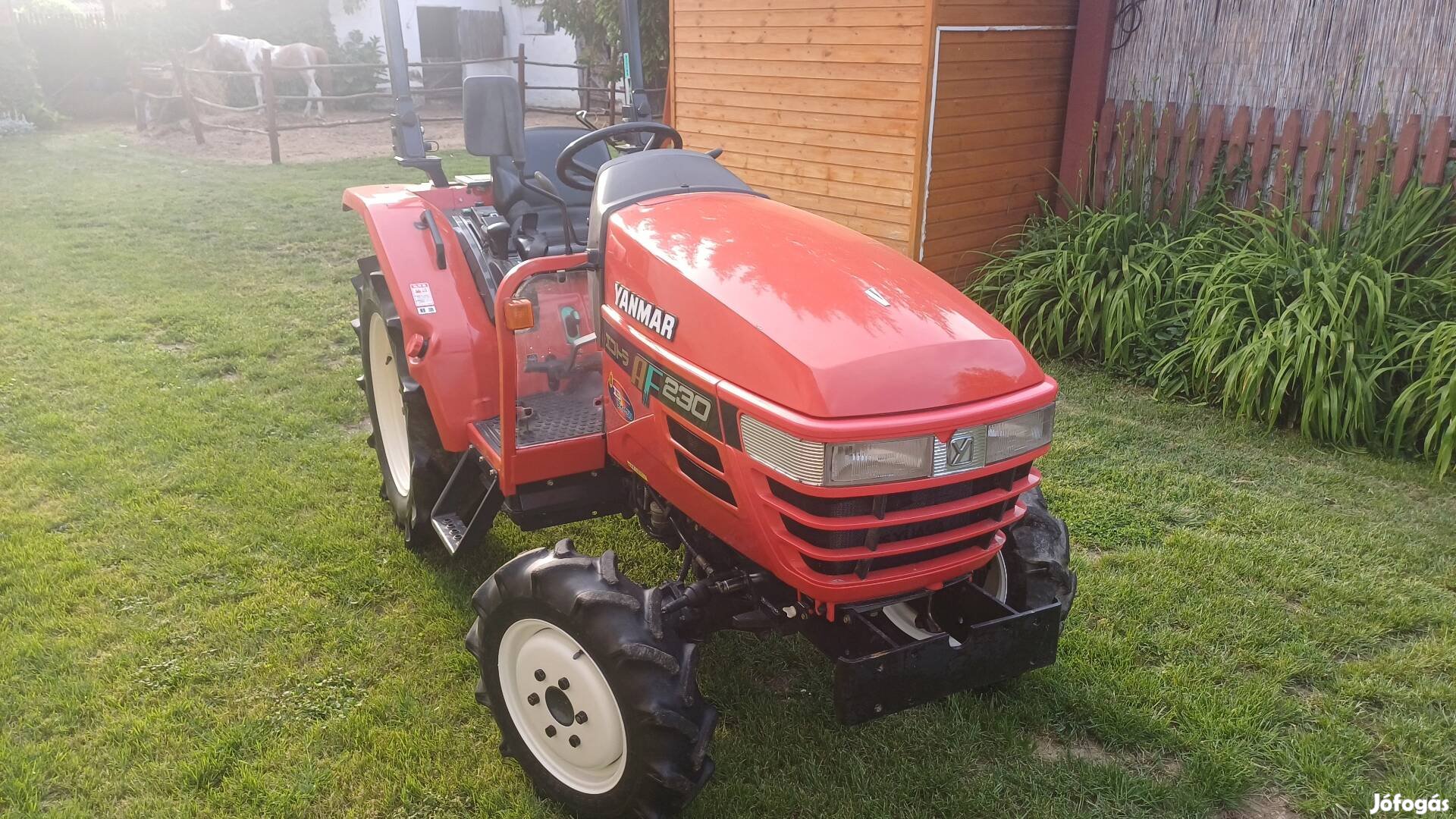 Yanmar 24 le kistraktor