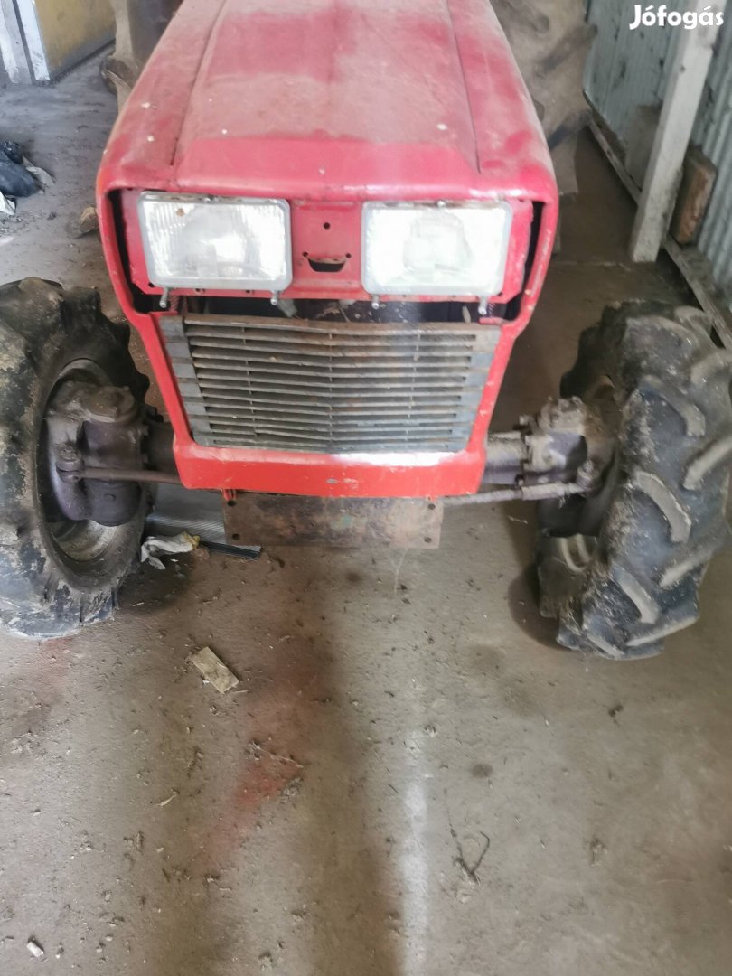 Yanmar 3220 japán traktor elado