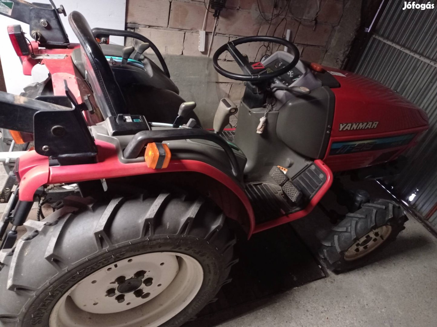 Yanmar AF218 Traktor Eladó 