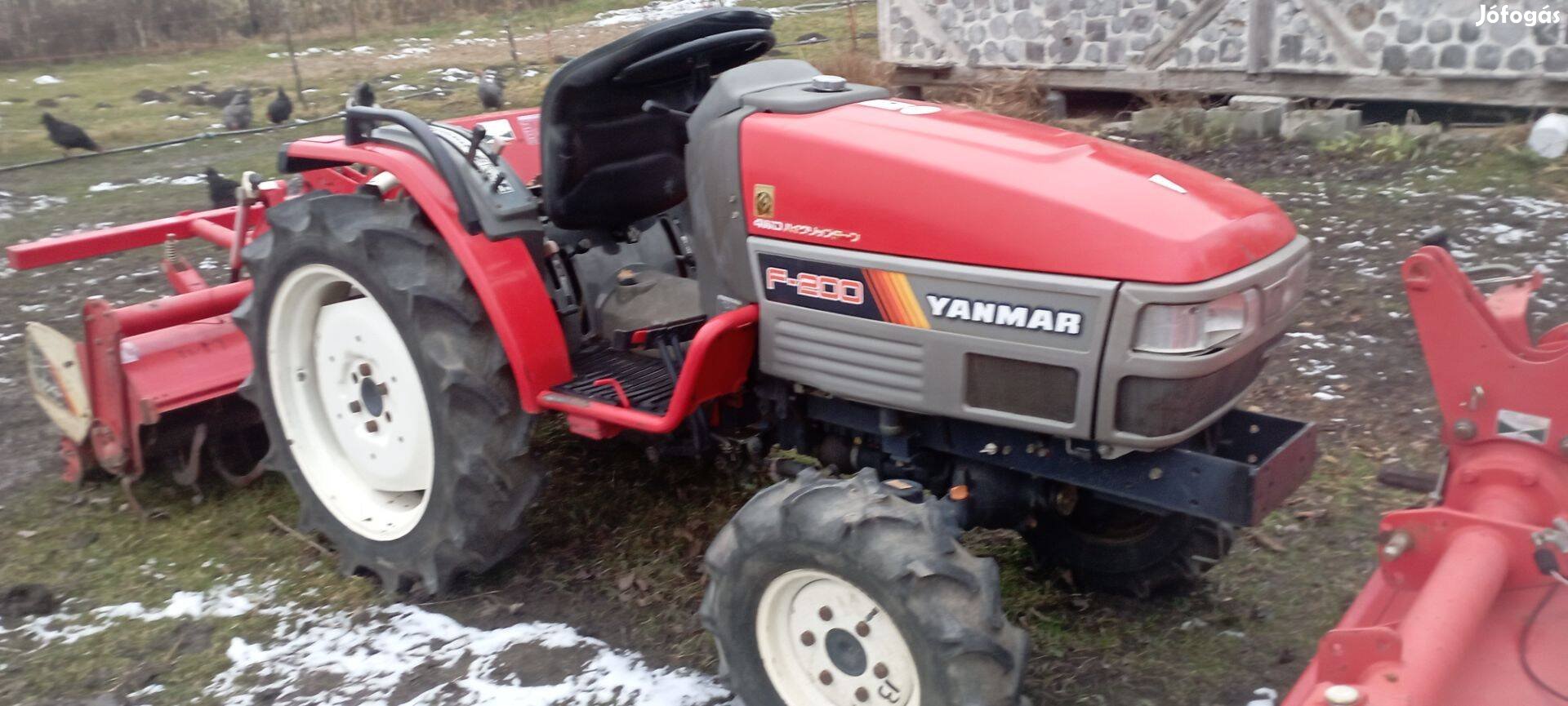 Yanmar F200 4x4 Japán kistraktor Talajmaróval