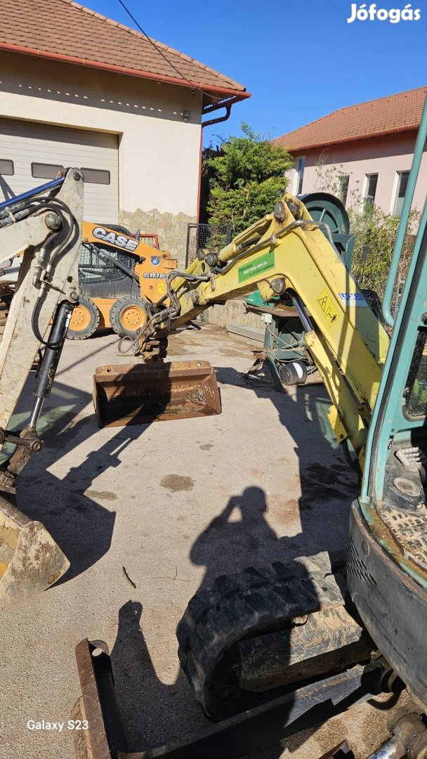 Yanmar vio 25-4  