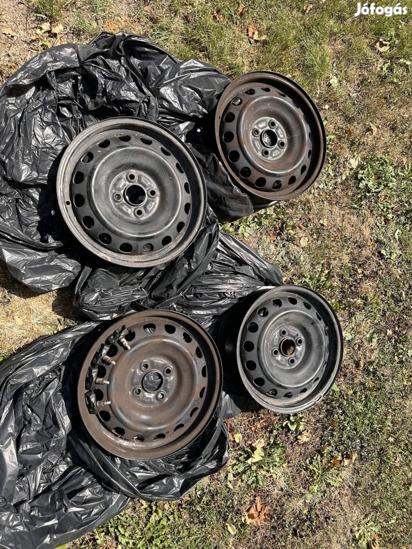 Yaris 15" vasfelni 