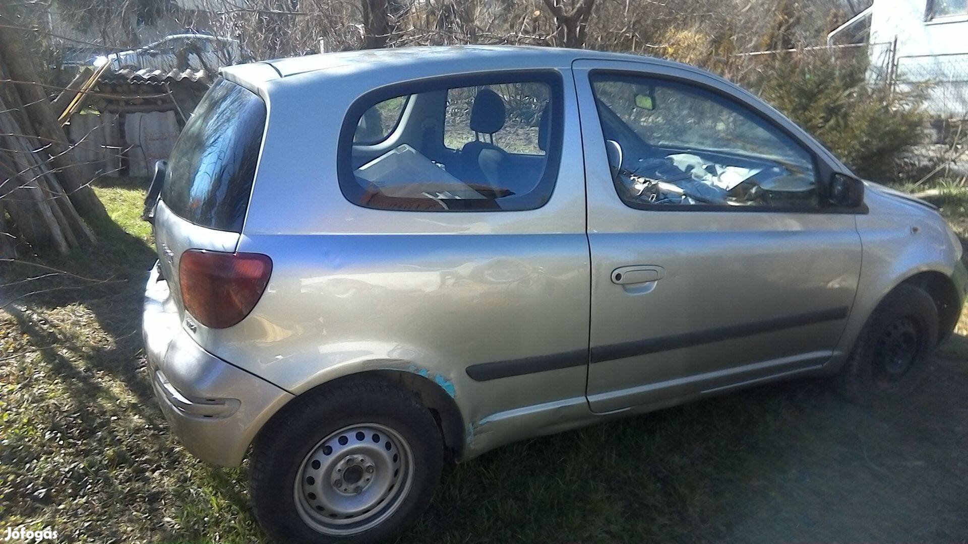 Yaris karosszéria nem korrodált küszöbökkel budatétényben