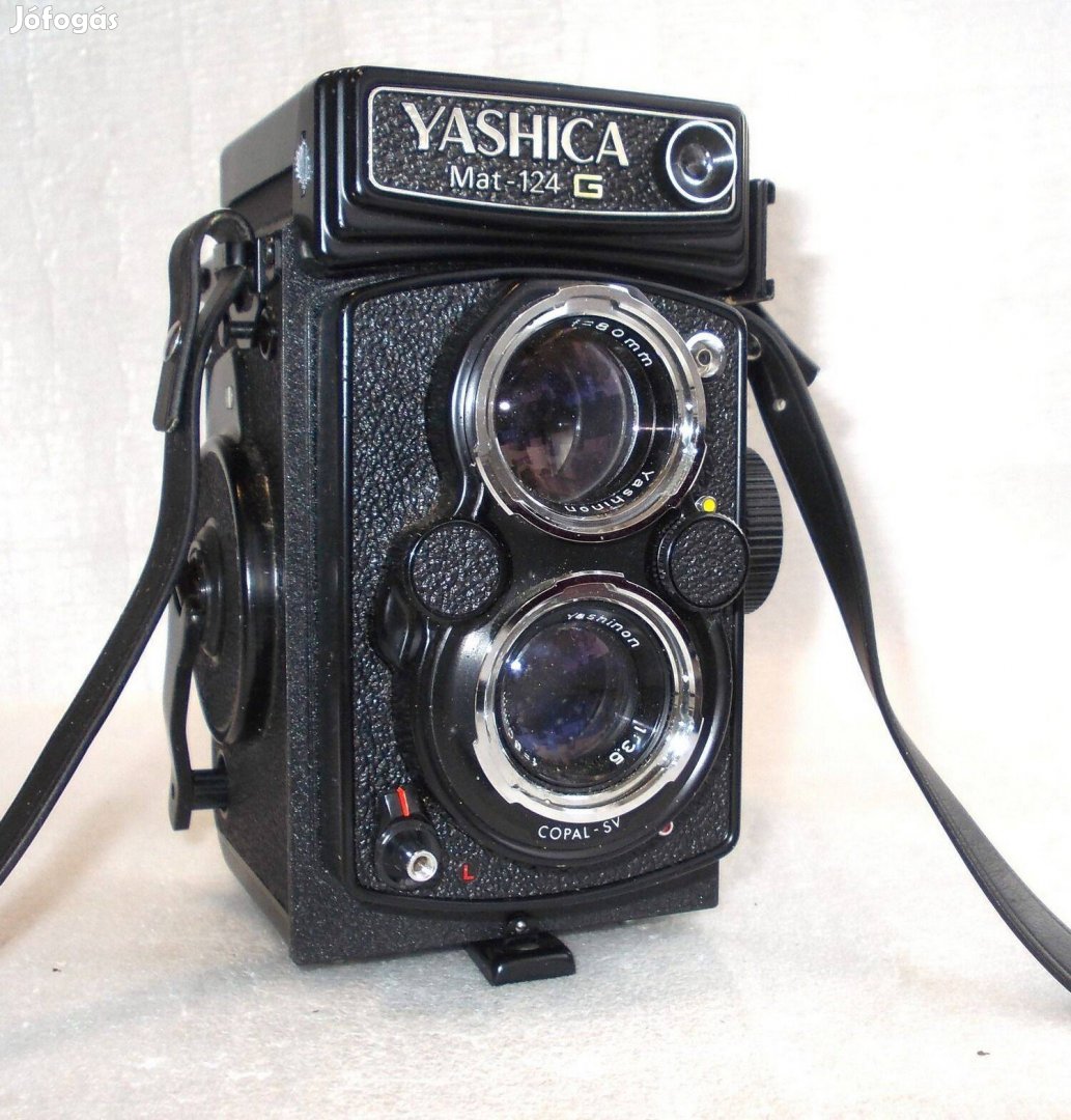 Yashica Mat 124 fényképezőgép
