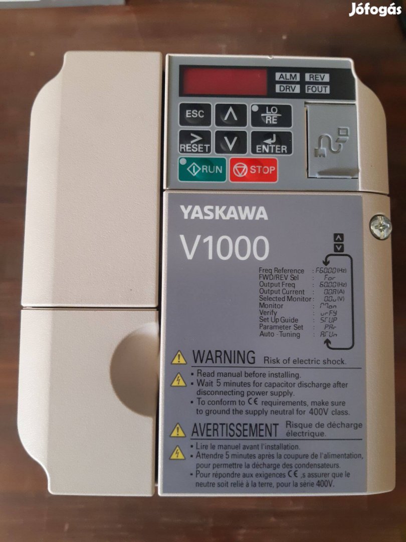 Yaskawa Cimr-VT2A0010BAA frekvenciaváltó 3-fázis, 200-240 Vac, 2,2Kw