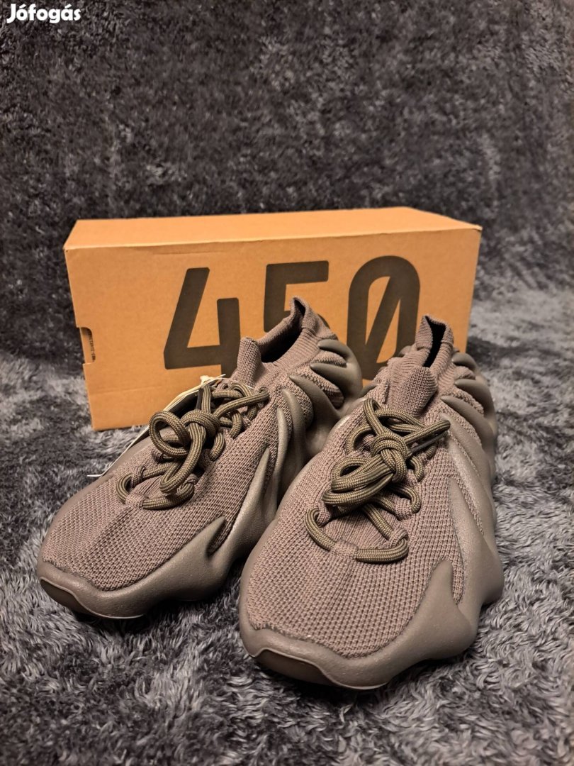 Yeezy 450 Cinder(szürkésbarna) sneaker cimkékkel, dobozzal