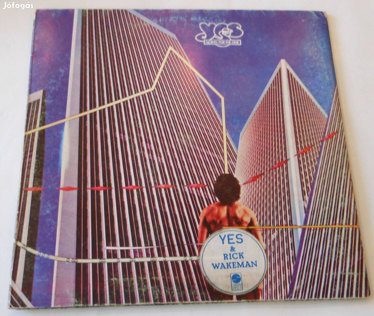 Yes: Going for the one. LP. Jugó