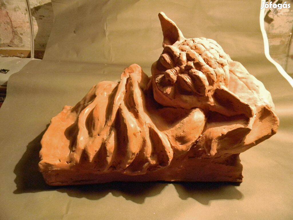 Yoda átlényegülése terrakotta szobor - művészi égetett