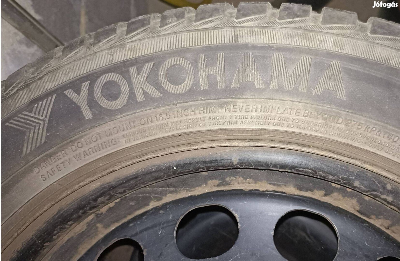 Yokohama 205/55 R16 téli gumi 16 colos lemezfelnin