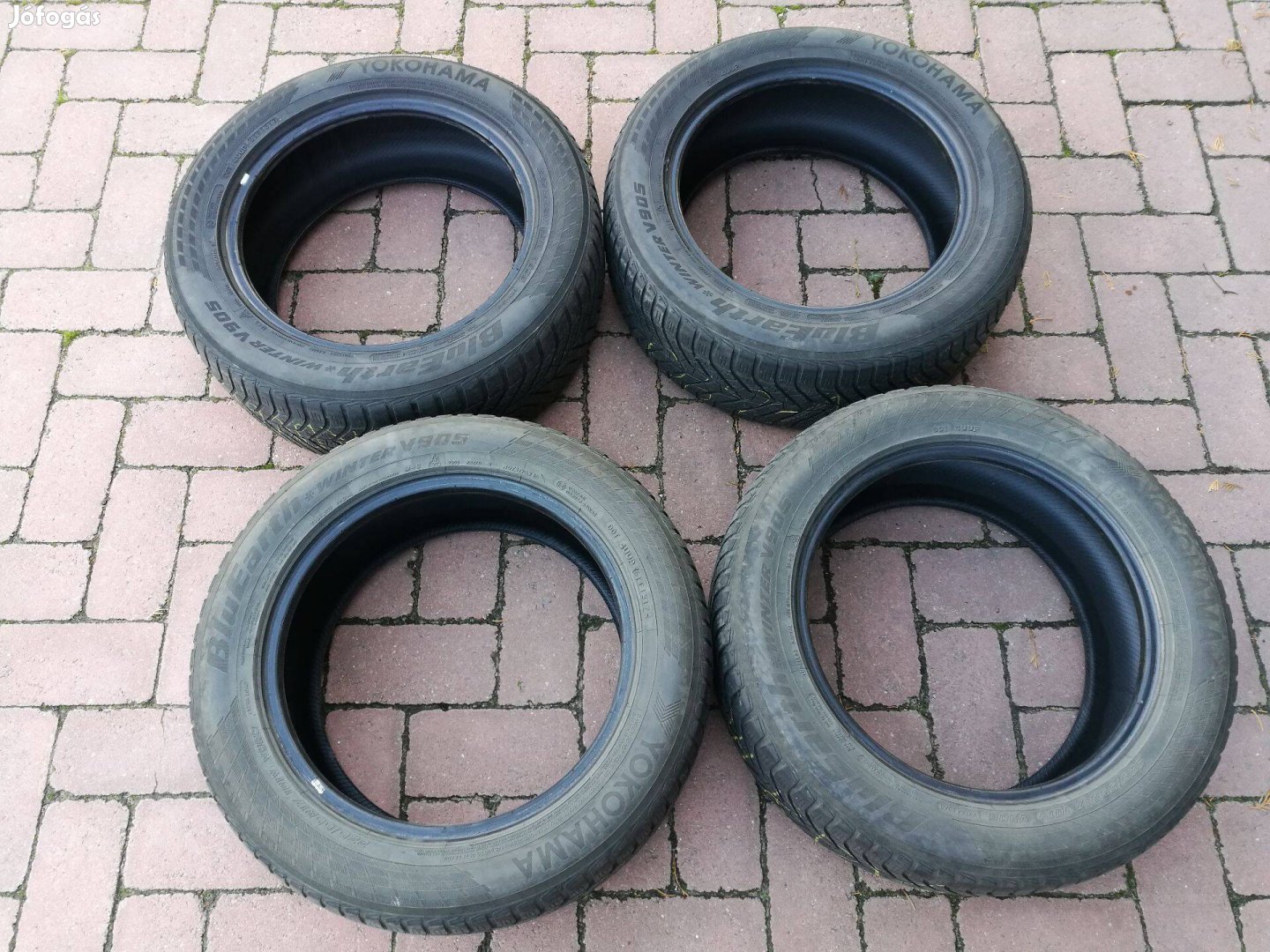 Yokohama 225/55 R17 téli